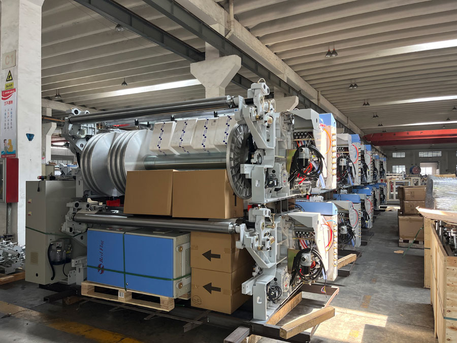 Jet looms ready for shipment