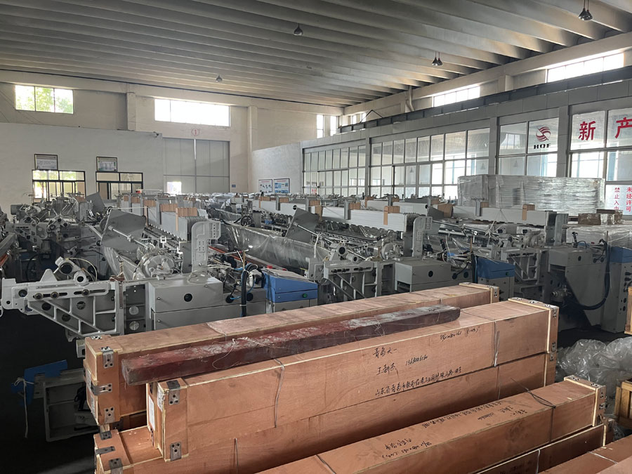Jet looms ready for shipment